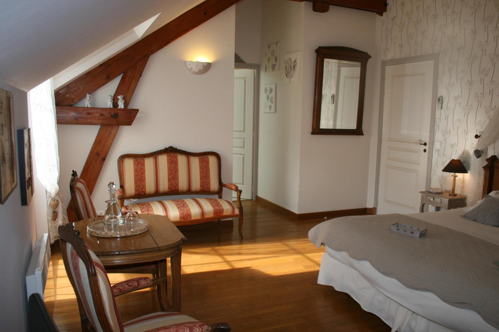 La Closerie Des Sacres Lavannes Luaran gambar